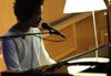Toro Y Moi: "Studies" si "Grown Up Calls" la pian (video)